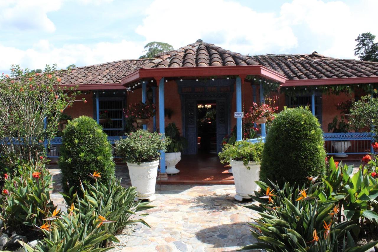 Ecohotel La Masia Llanogrande  Exteriör bild